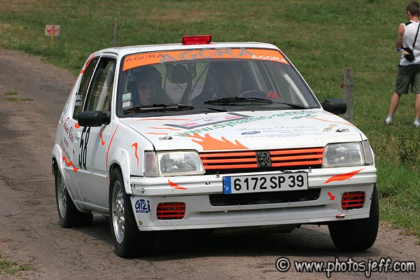 093